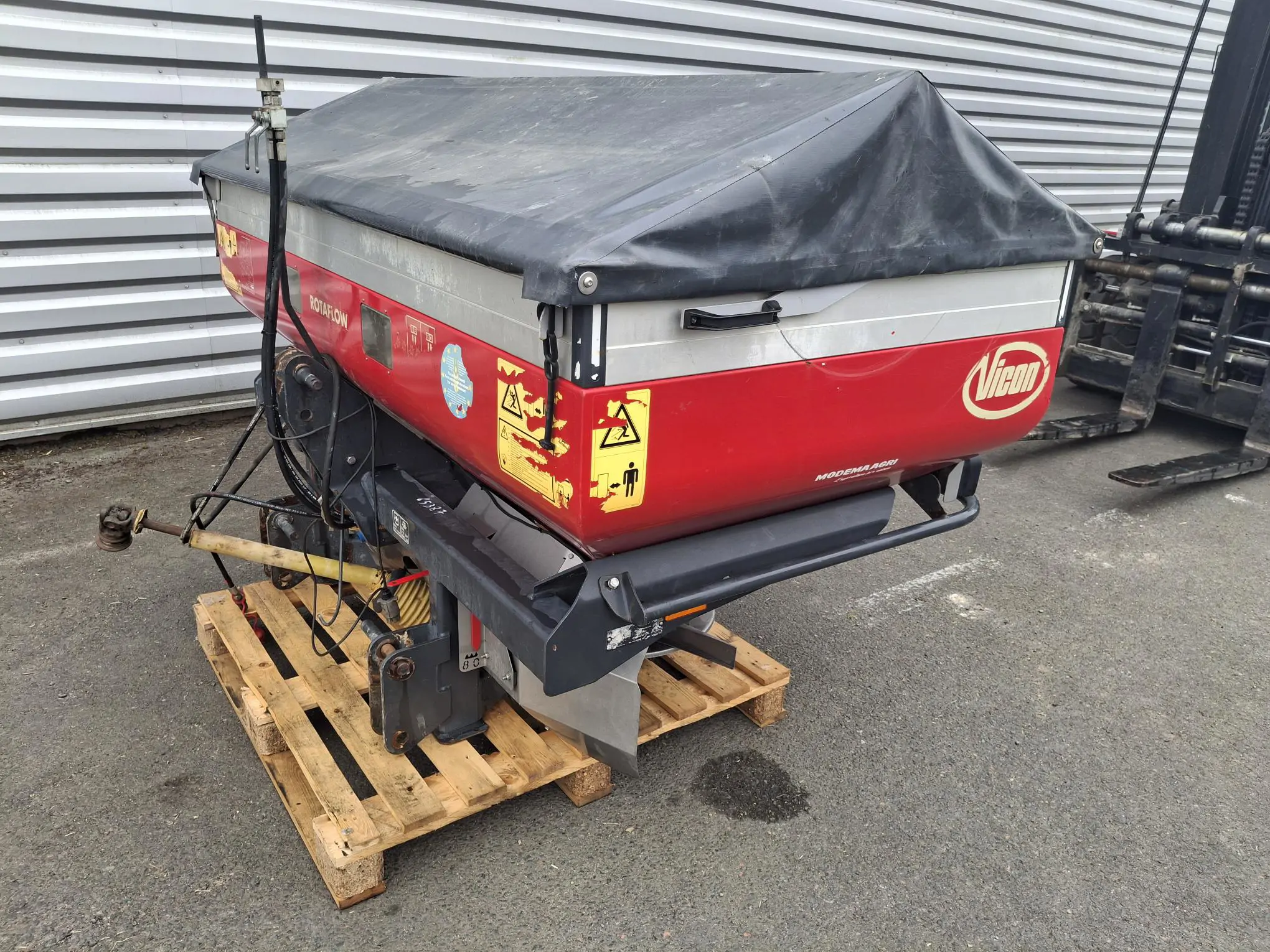 Image VICON EPANDEUR ENGRAIS VICON RO-M