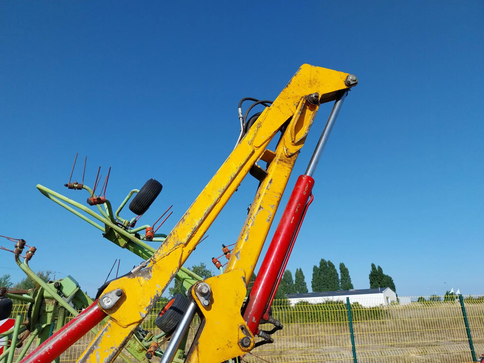 Image GYRAX DEBROUSSAILLEUSE GYRAX 390