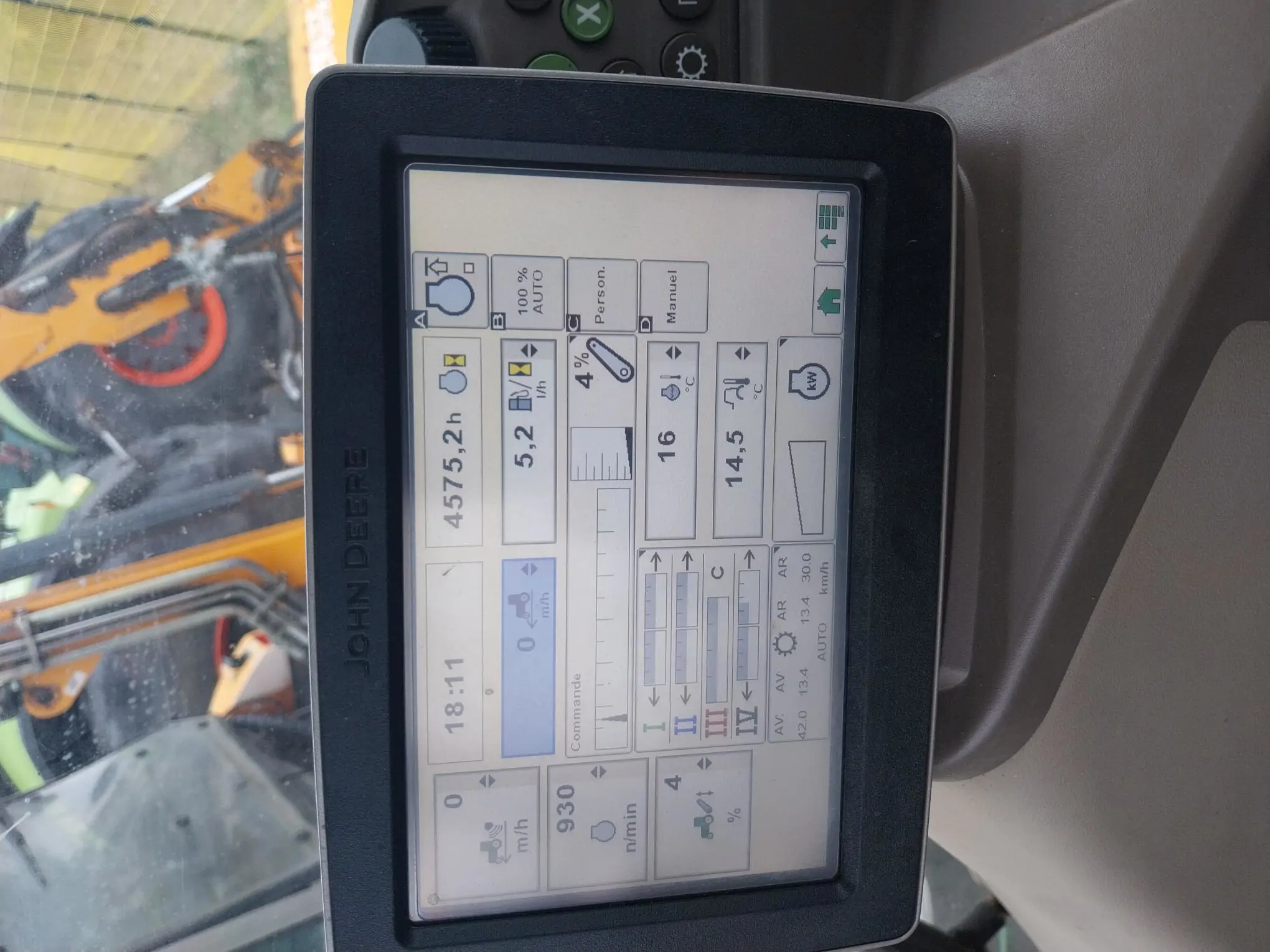 Image JOHN DEERE TRACTEUR 6210R