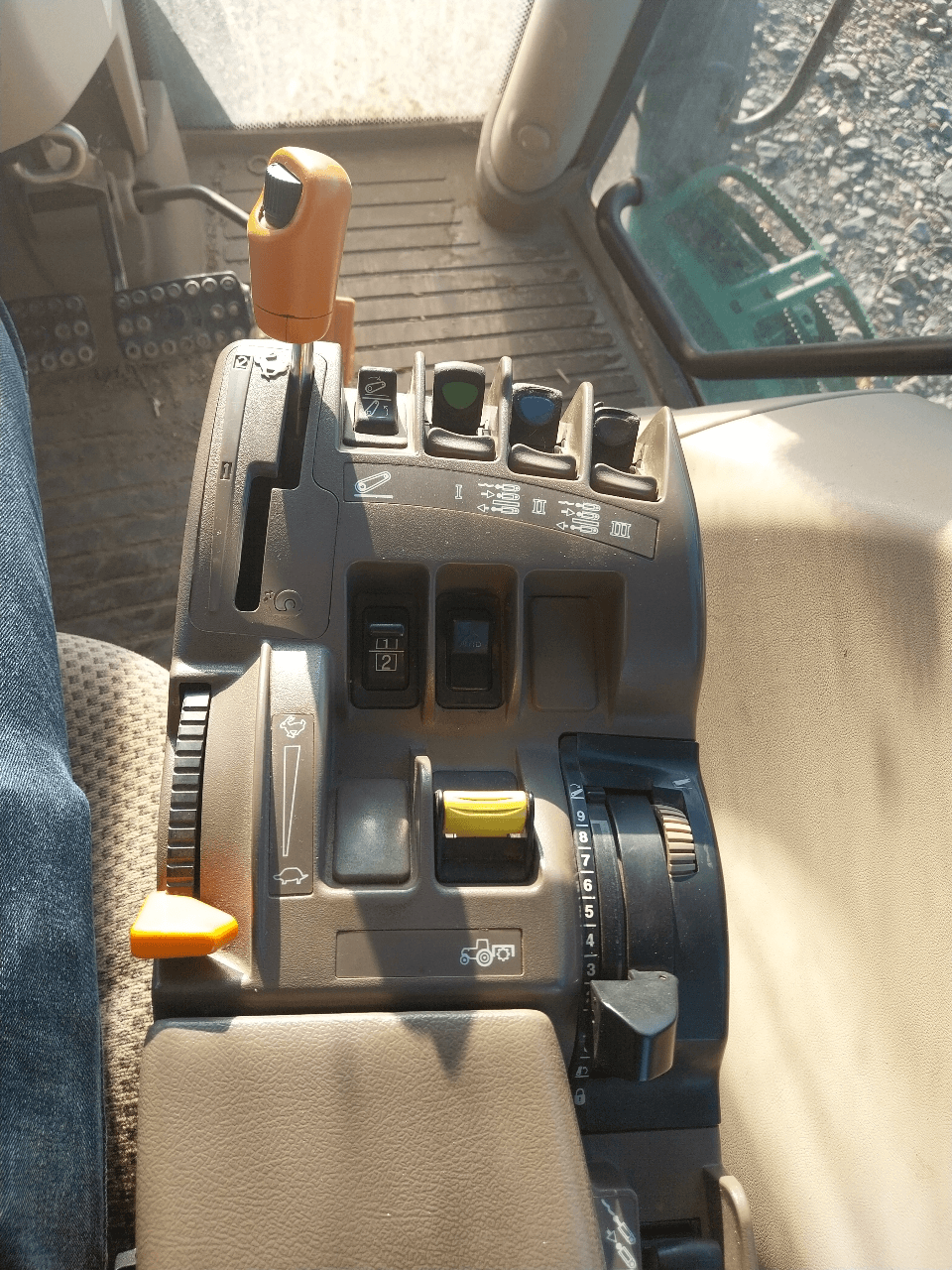 Image JOHN DEERE TRACTEUR 6210R