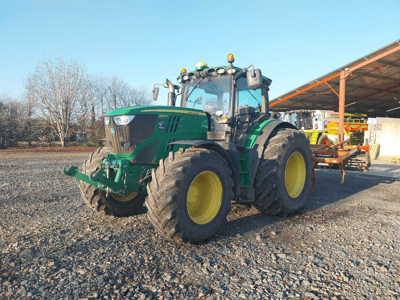 Image JOHN DEERE TRACTEUR 6210R