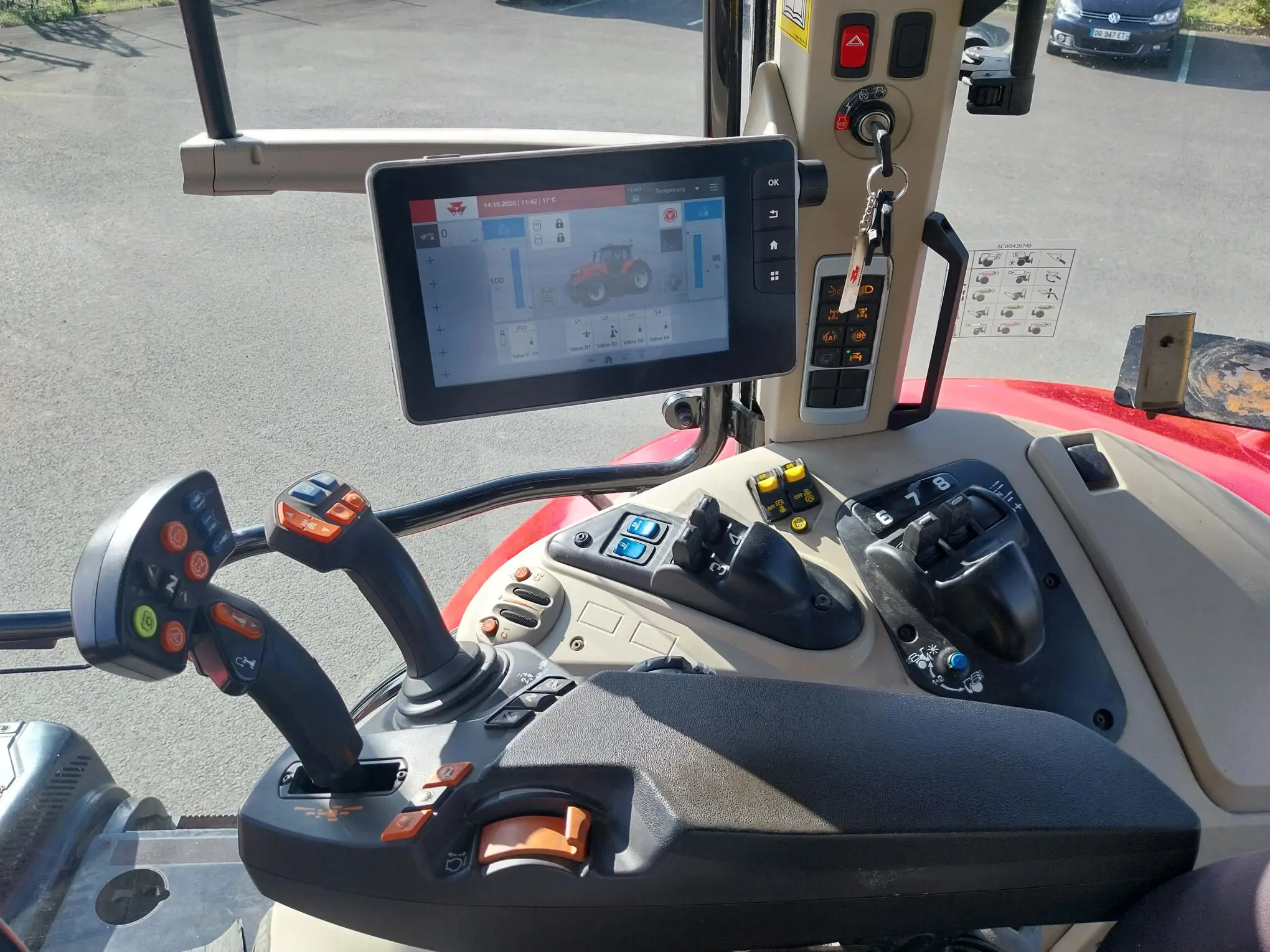 Image MASSEY FERGUSON TRACTEUR MF 7716S DYNA-VT-EFFI