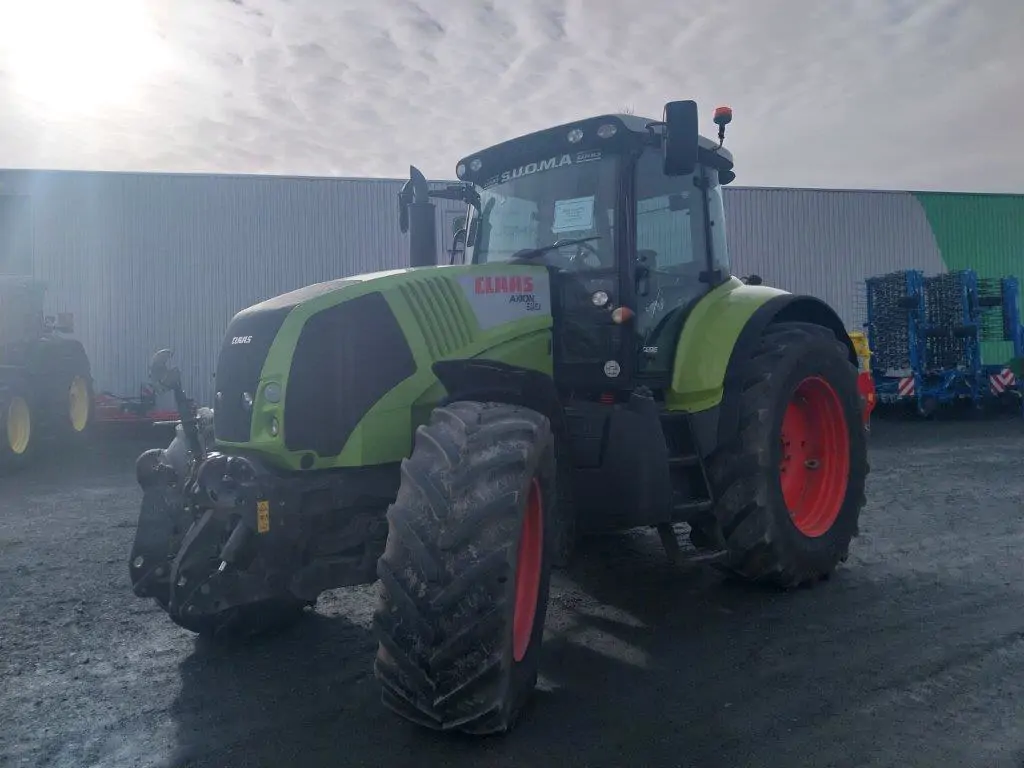 Photo CLAAS ARION 640
