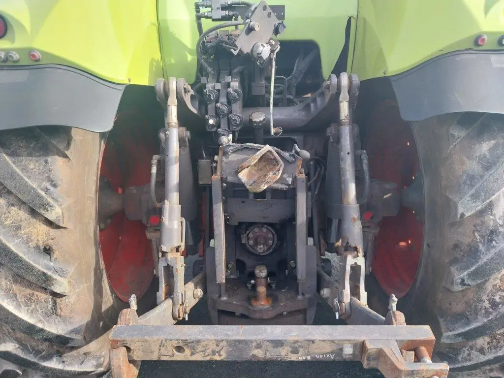 Image CLAAS ARION 640
