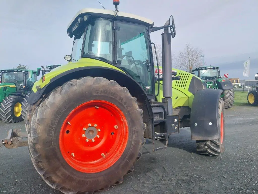Image CLAAS ARION 640