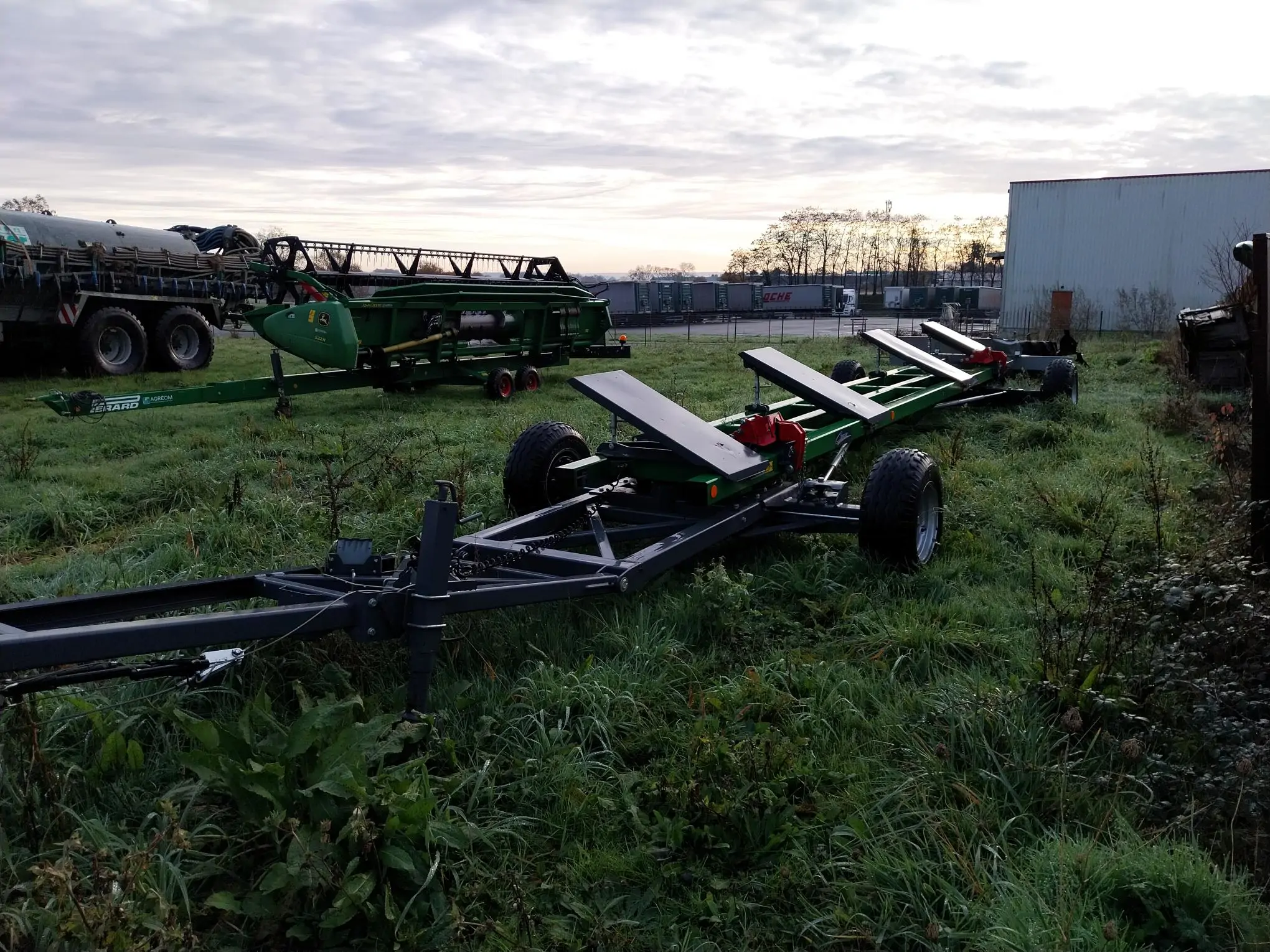 Photo COCHET CHARIOT DE COUPE COCHET