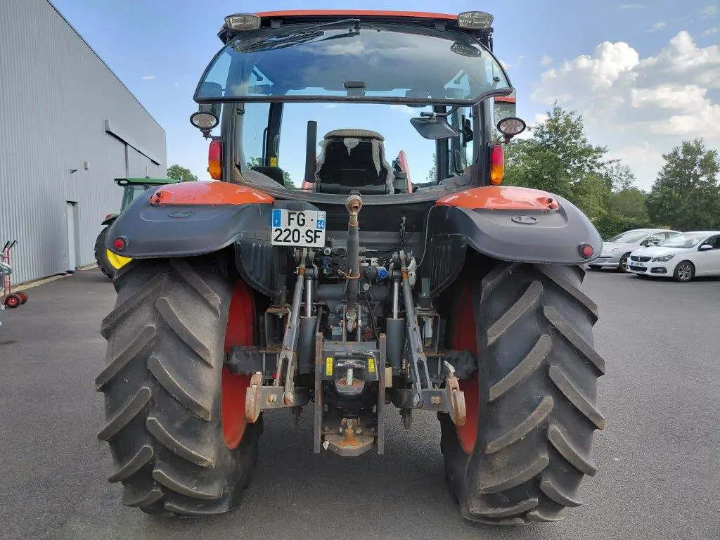 Image KUBOTA M135GX