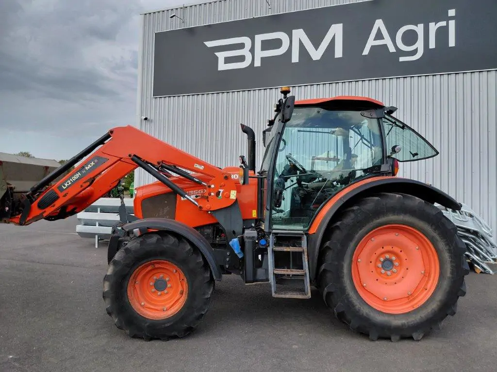 Image KUBOTA M135GX