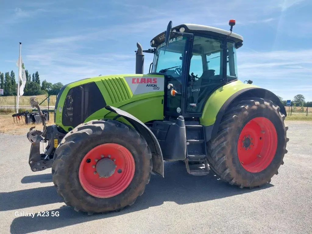 Image CLAAS TRACTEUR CLAAS AXION 810