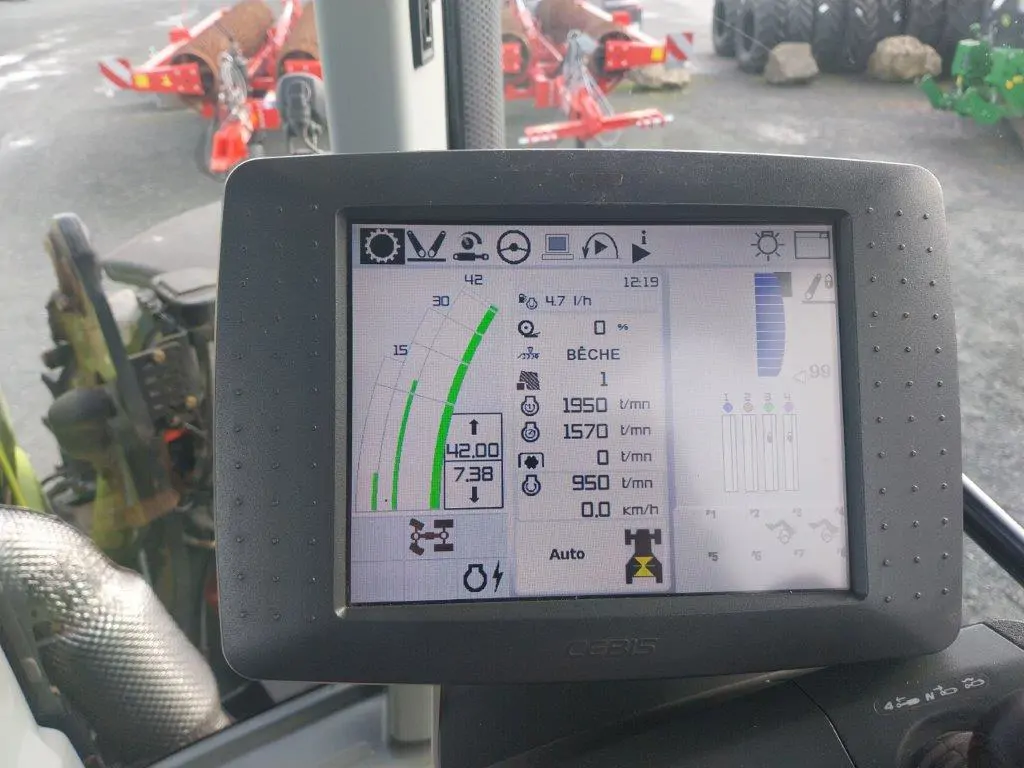 Image CLAAS TRACTEUR CLAAS AXION 810