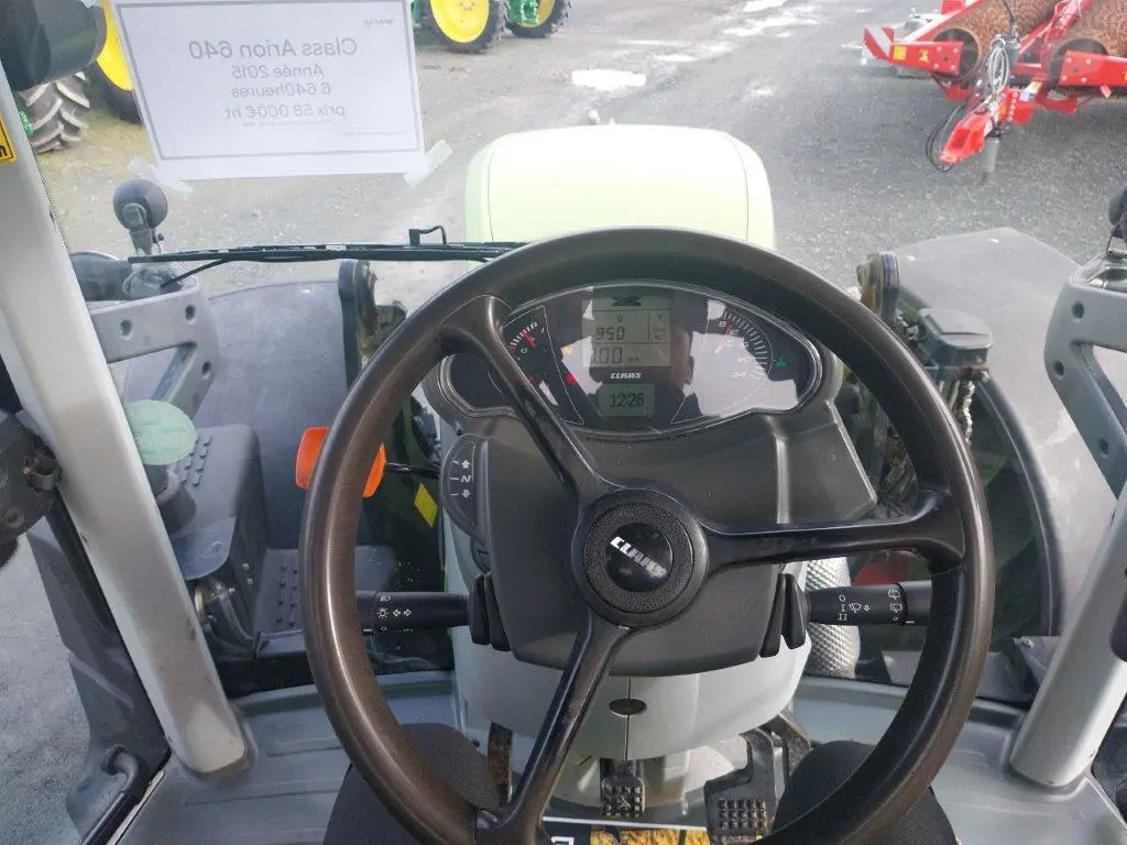 Image CLAAS TRACTEUR CLAAS AXION 810