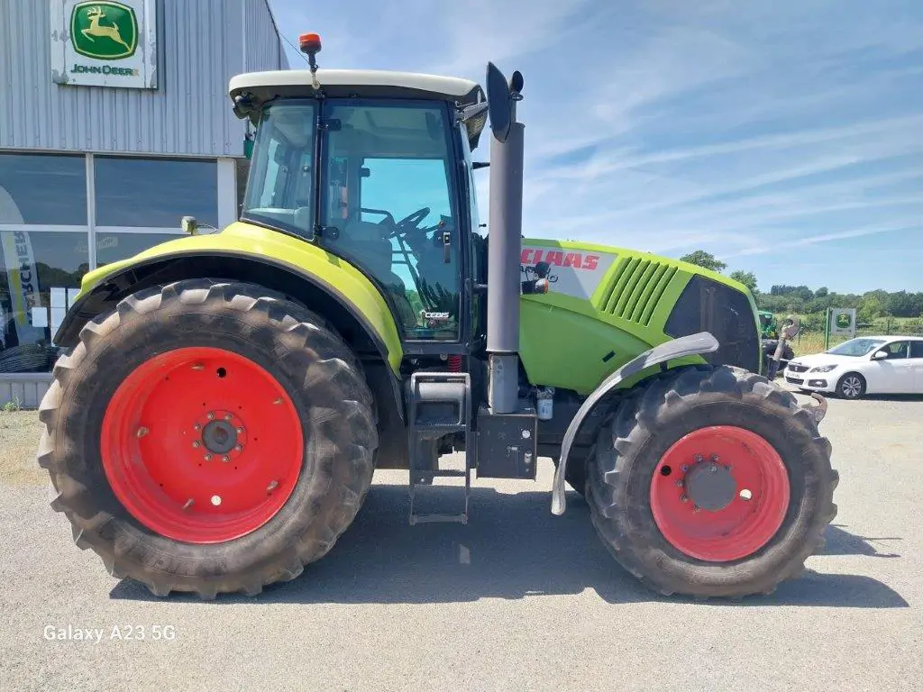 Image CLAAS TRACTEUR CLAAS AXION 810