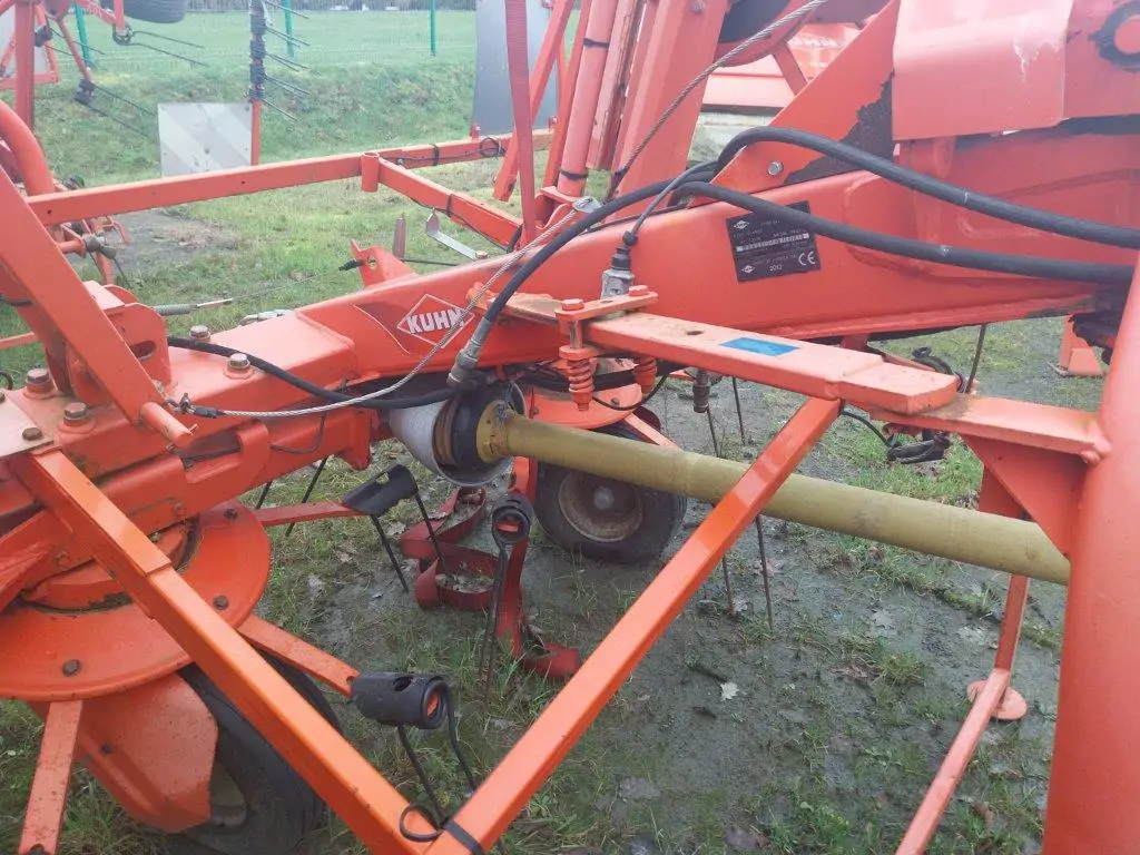 Image KUHN FANEUSE GF 6502