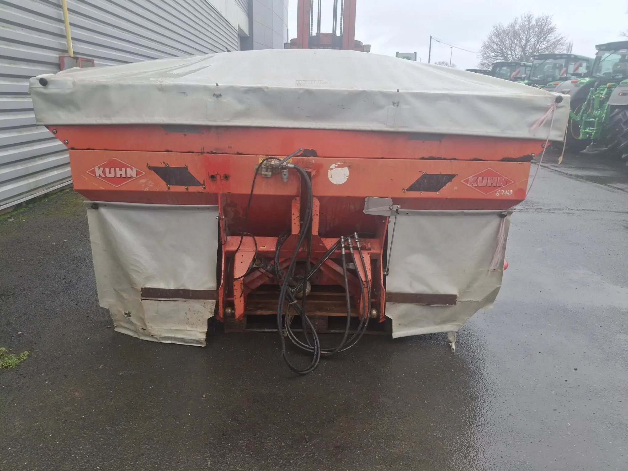 Image KUHN DISTRIBUTEUR ENGRAIS KUHN