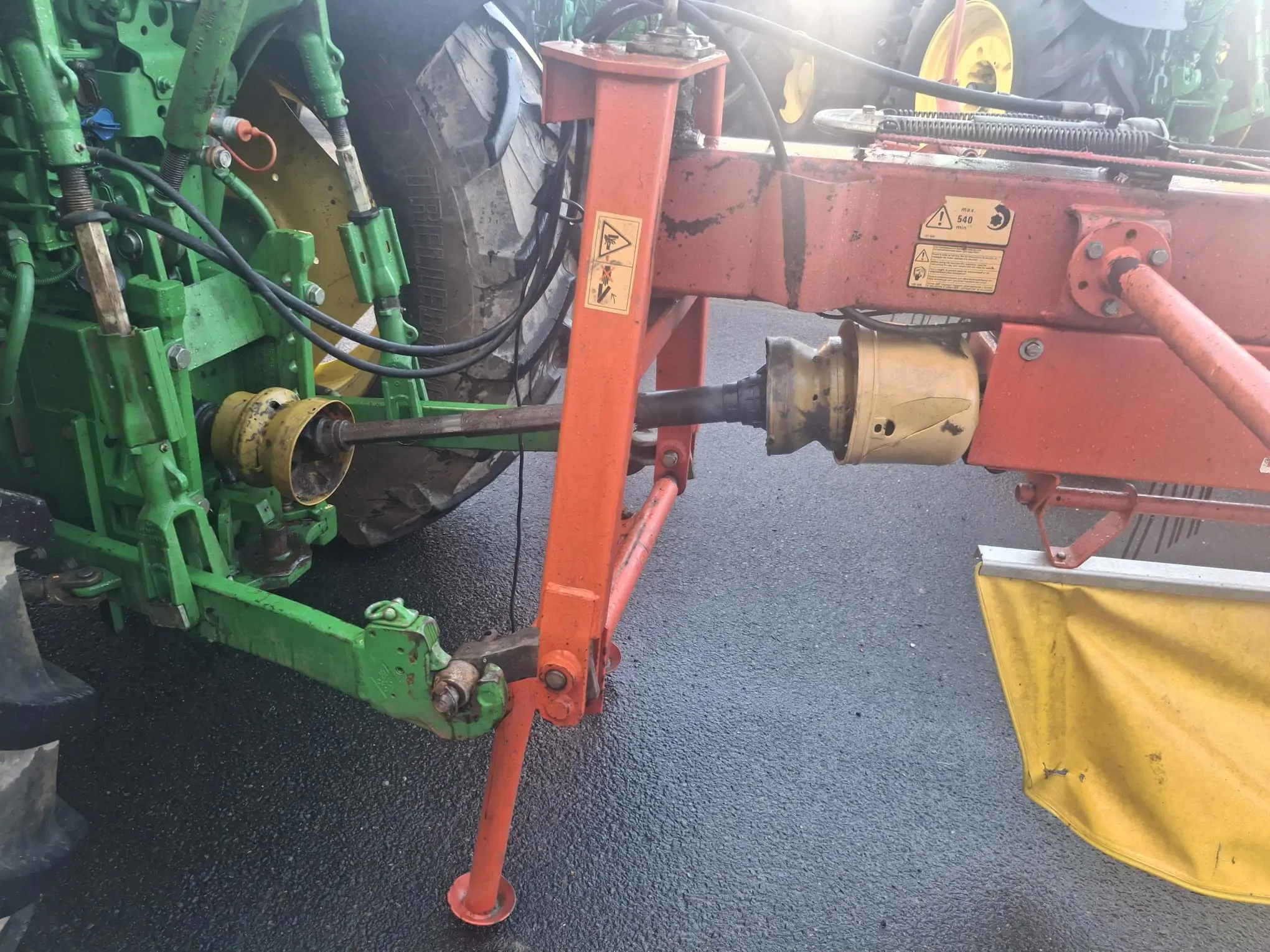 Image FELLA ANDAINEUR FELLA MEGA SWAD