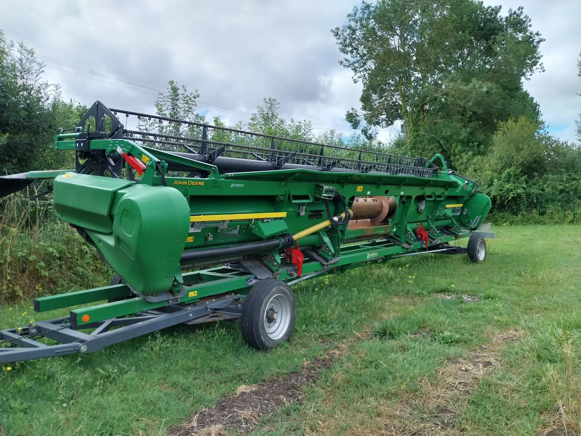 Image JOHN DEERE CHARIOT DE COUPE ET COUPE 730X