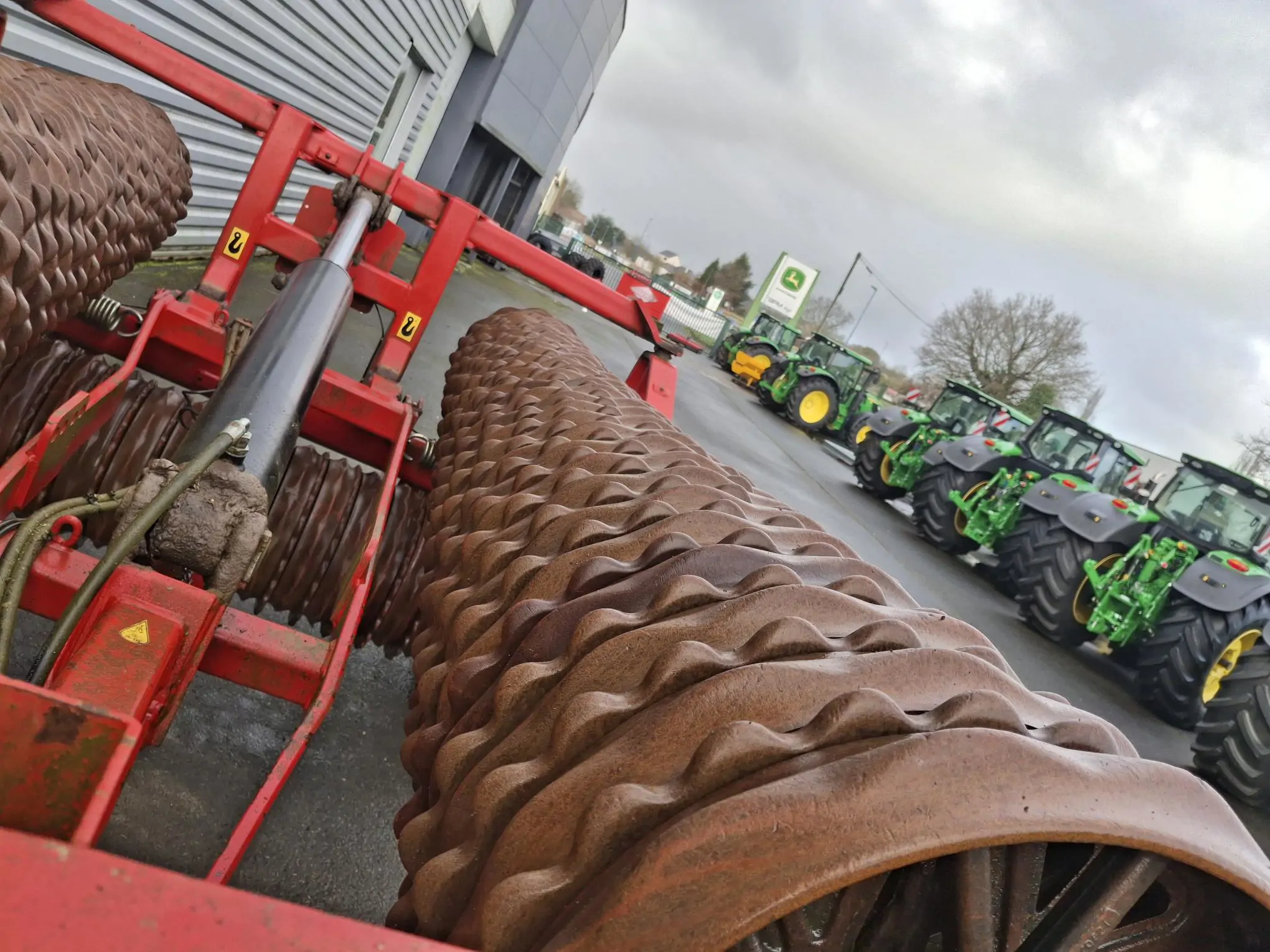 Image KVERNELAND ROULEAU OCCASION ACTIROLL 830