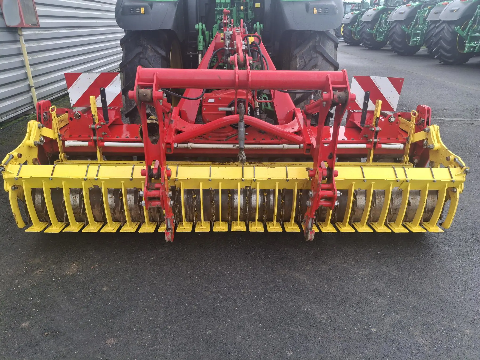 Image POTTINGER HERSE ROTATIVE LION 3002