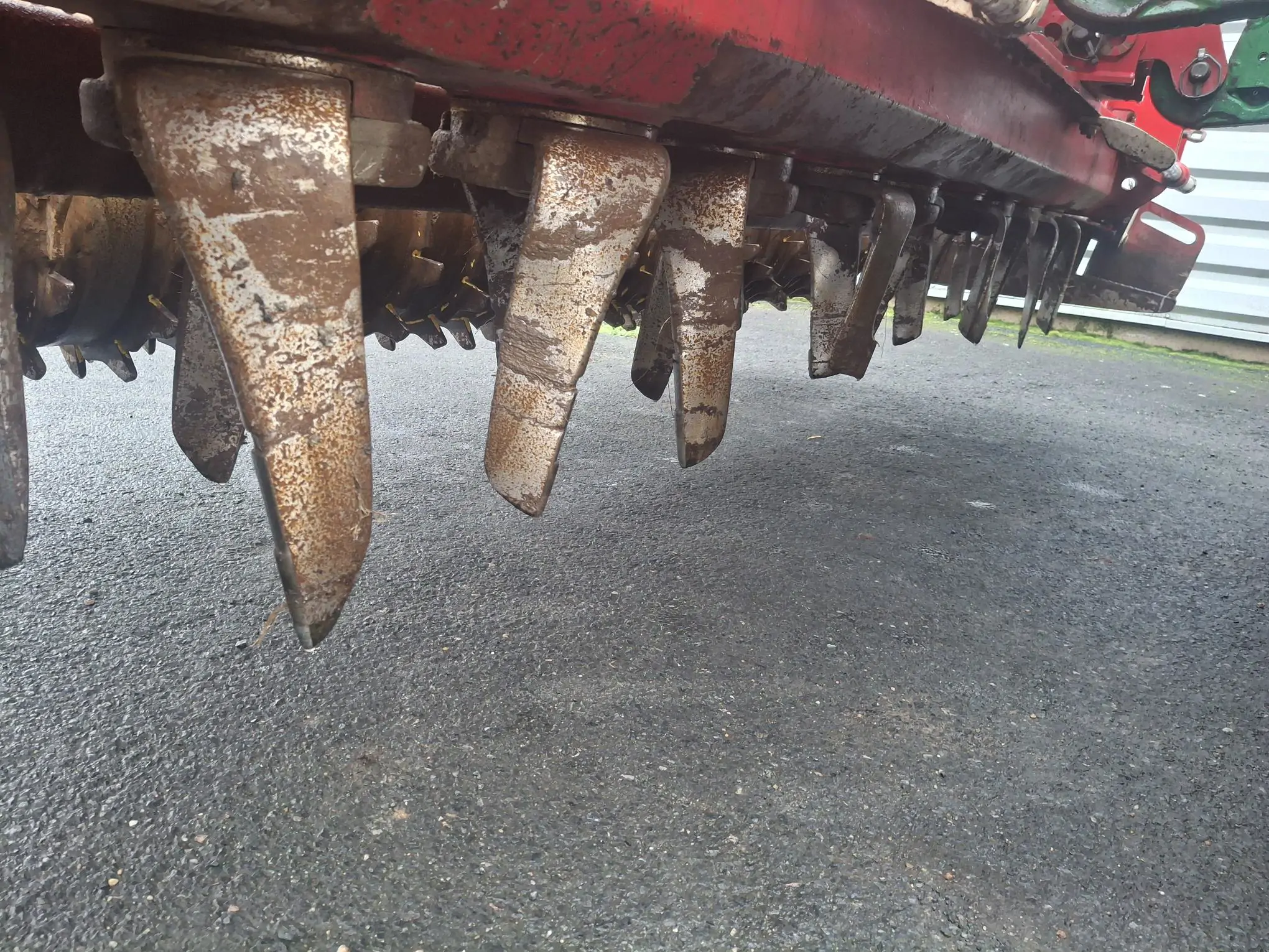 Image POTTINGER HERSE ROTATIVE LION 3002