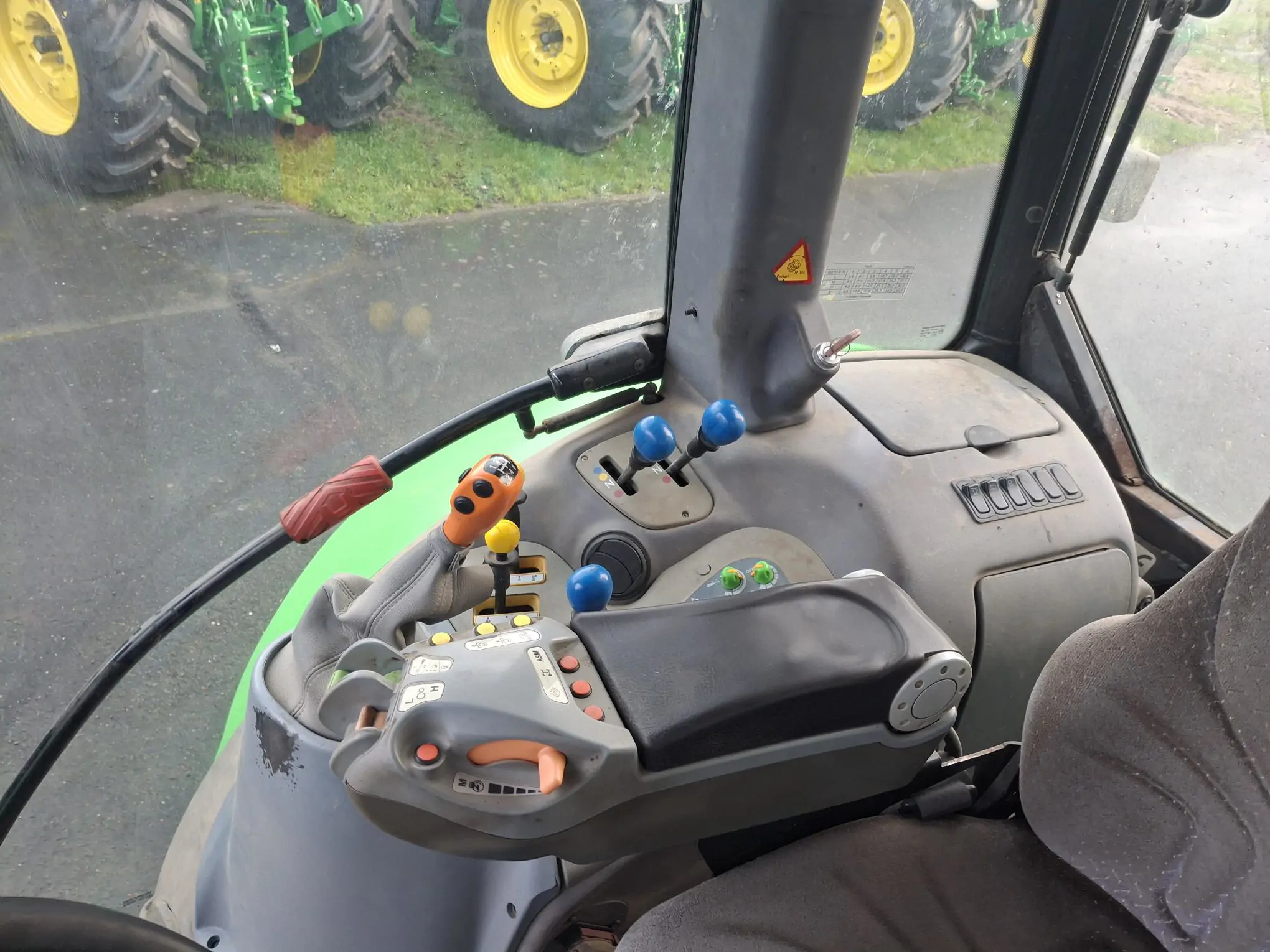 Image DEUTZ TRACTEUR DEUTZ FAHR M620