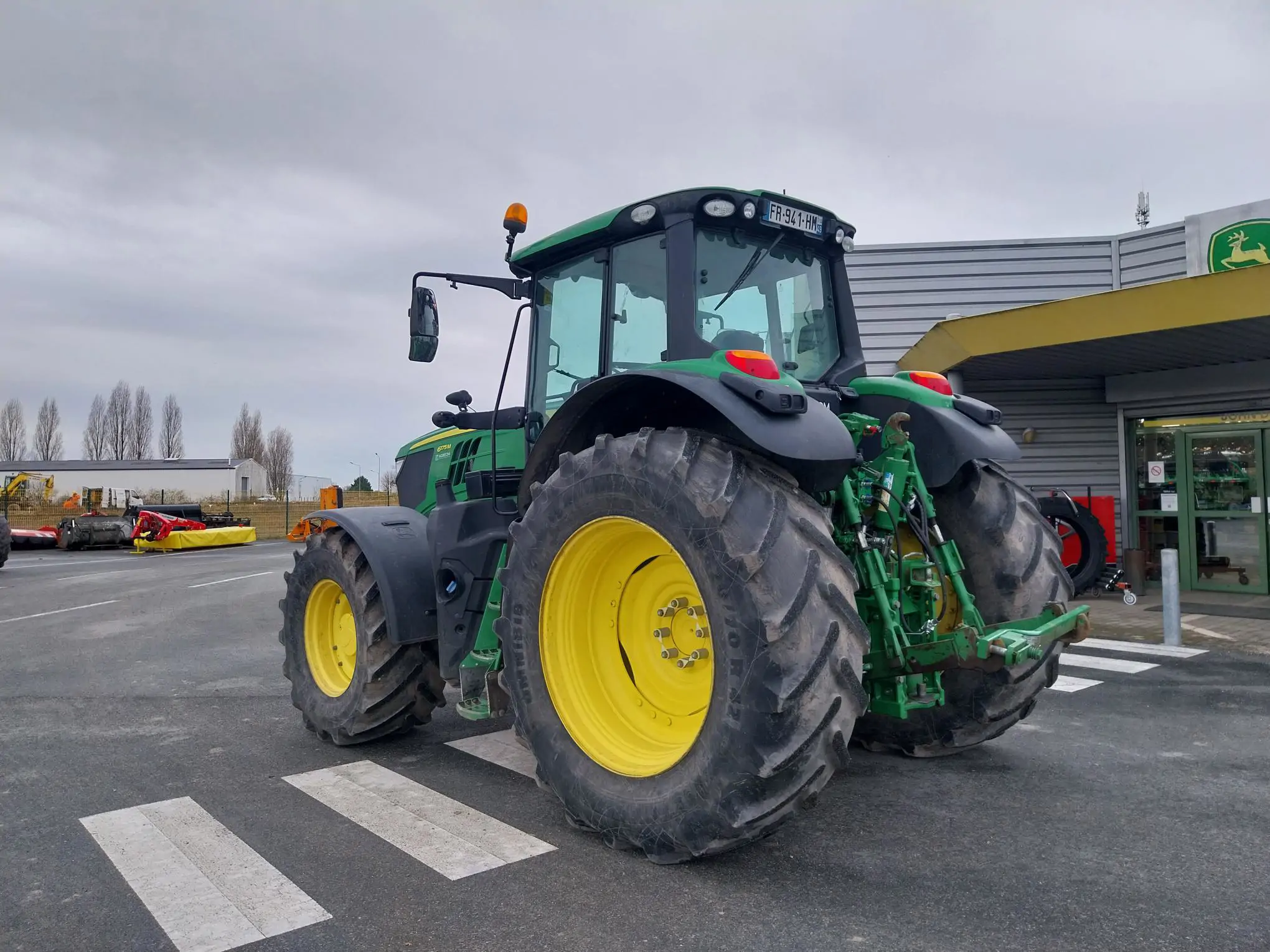 Image JOHN DEERE TRACTEUR JOHN DEERE 6175M