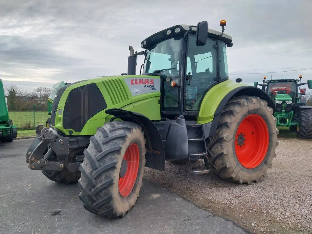 Photo CLAAS TRACTEUR CLAAS ARION 810 OCC