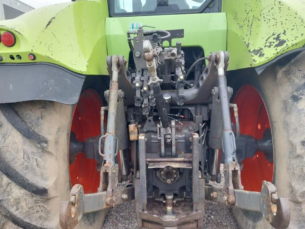 Image CLAAS TRACTEUR CLAAS ARION 810 OCC