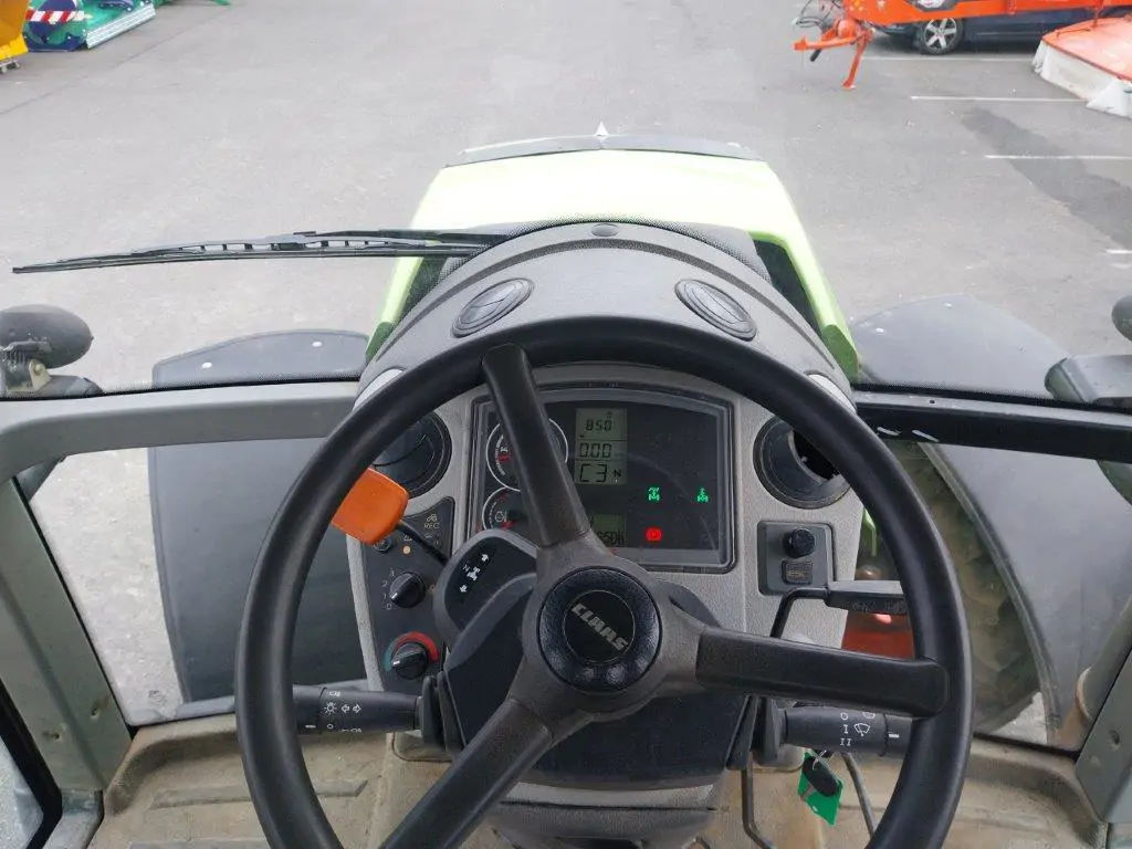 Image CLAAS TRACTEUR CLAAS ARION 810 OCC