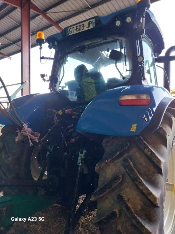Image NEW HOLLAND TRACTEUR NH T6.160