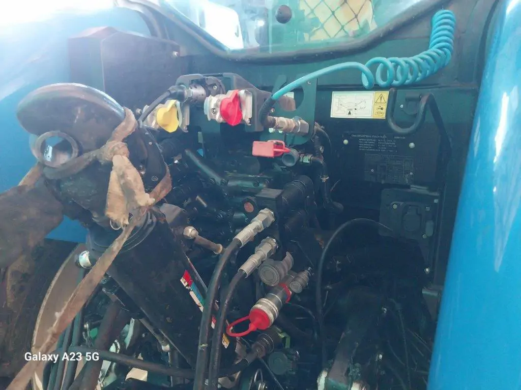 Image NEW HOLLAND TRACTEUR NH T6.160