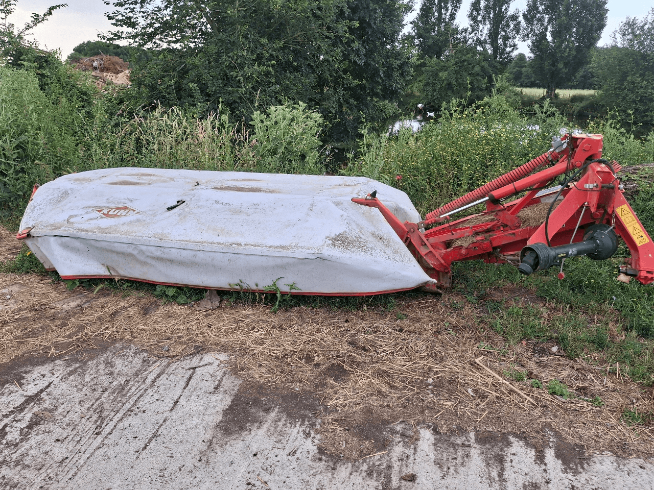 Photo KUHN FAUCHEUSE GMD 310 FF