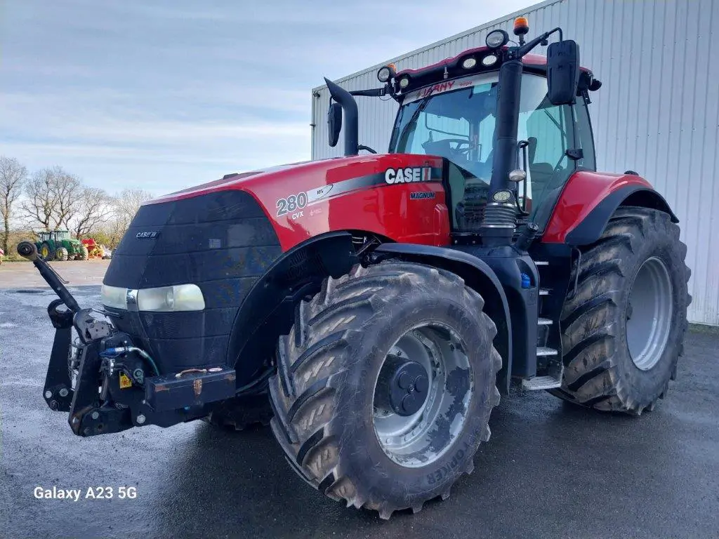 Photo CASE TRACTEUR CVX280AFS