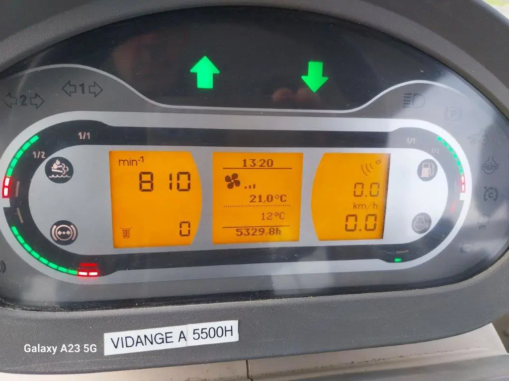 Image FENDT TRACTEUR 824 VARIO PROFI +