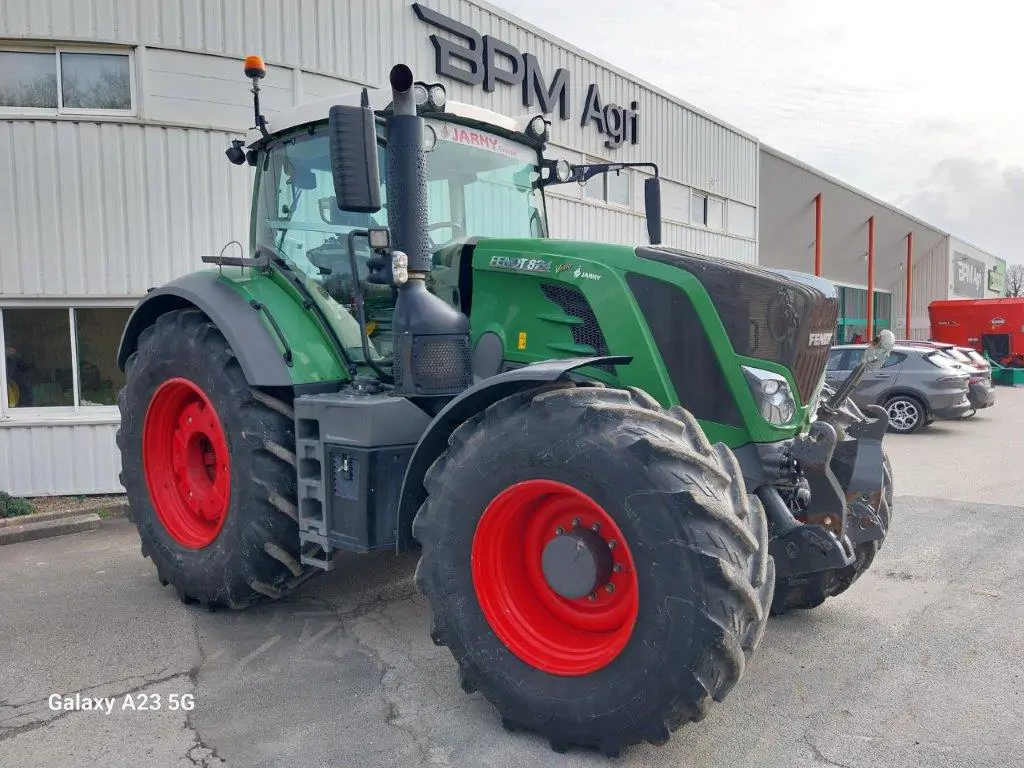 Image FENDT TRACTEUR 824 VARIO PROFI +