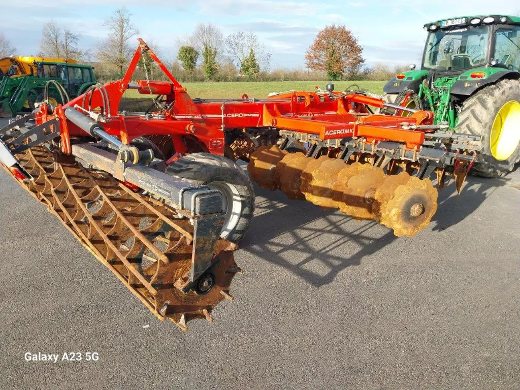 Image GREGOIRE BESSON COVER-CROP GRE BESSON ACERO 40