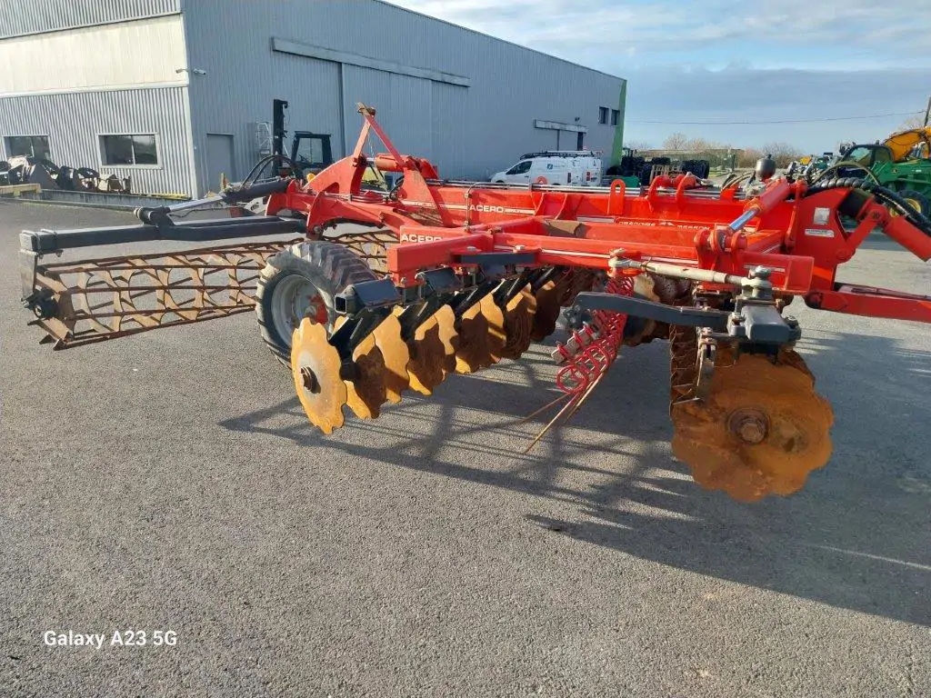 Image GREGOIRE BESSON COVER-CROP GRE BESSON ACERO 40