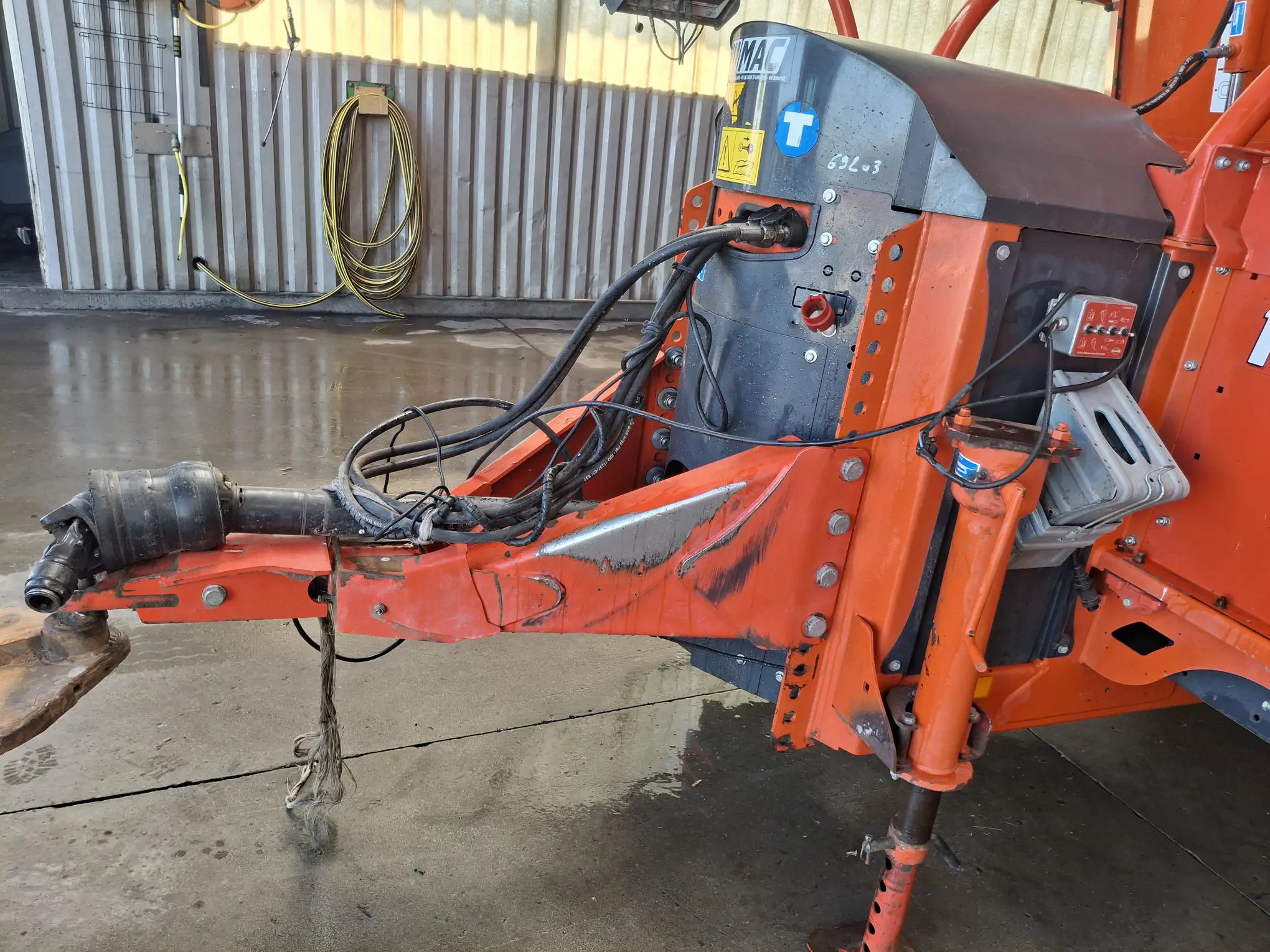 Image KUHN MELANGEUSE OCC PROFILE 1880