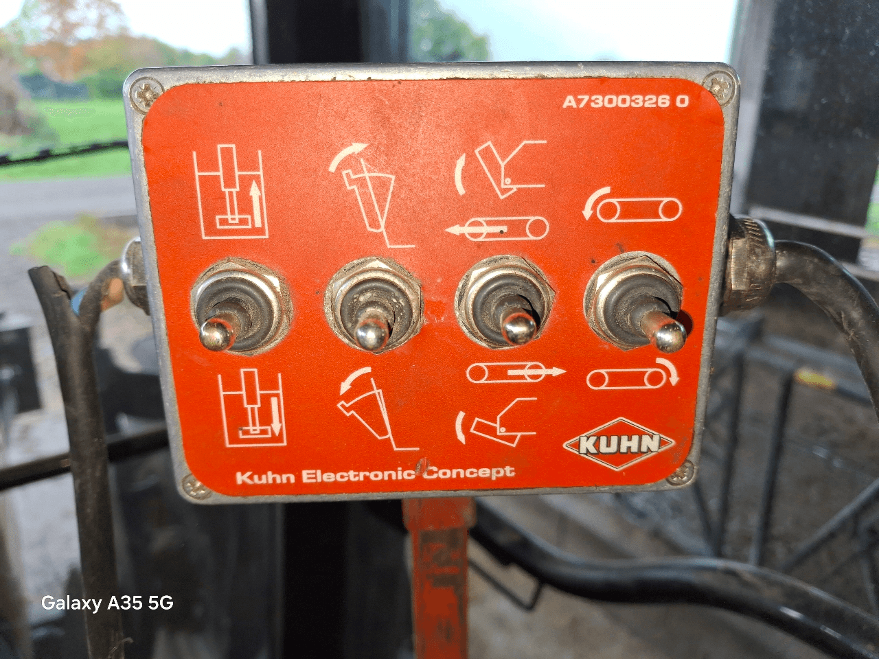 Image KUHN MELANGEUSE OCC PROFILE 1880