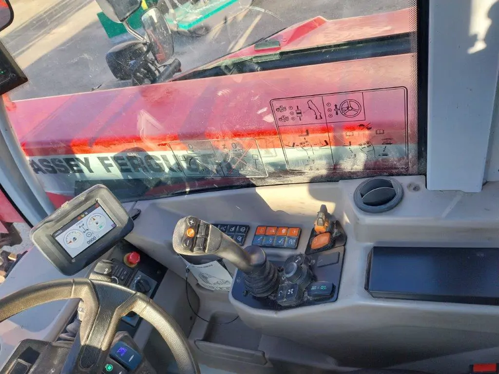 Image MASSEY FERGUSON TELESCOPIQUE MF TH 6534