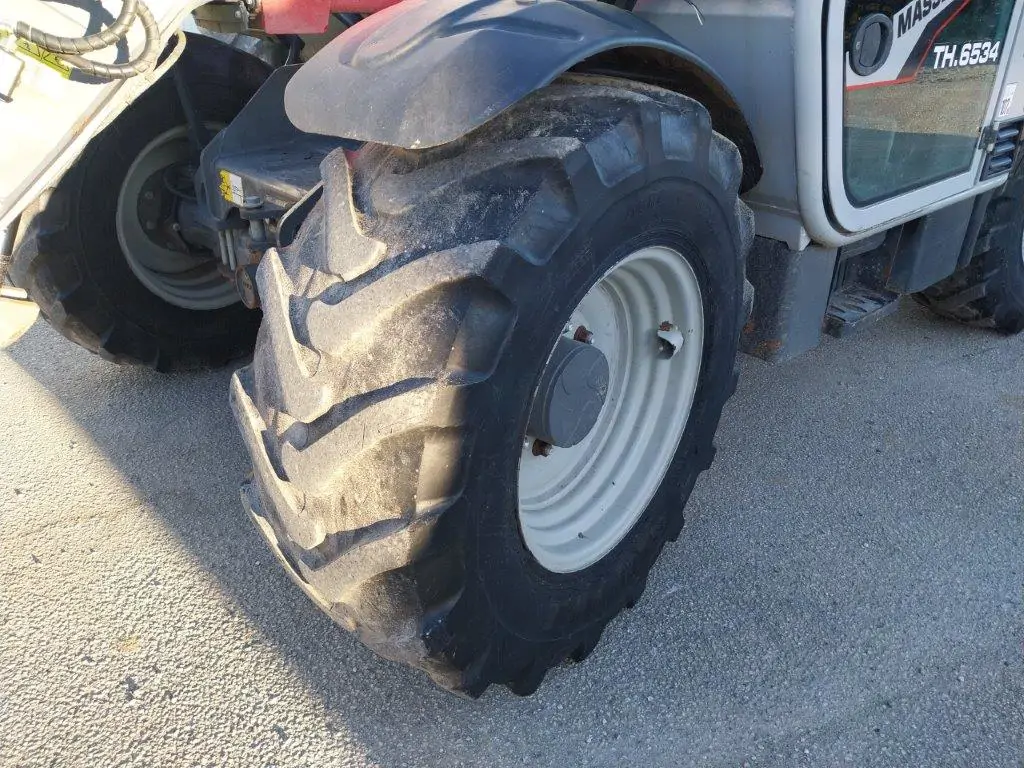 Image MASSEY FERGUSON TELESCOPIQUE MF TH 6534