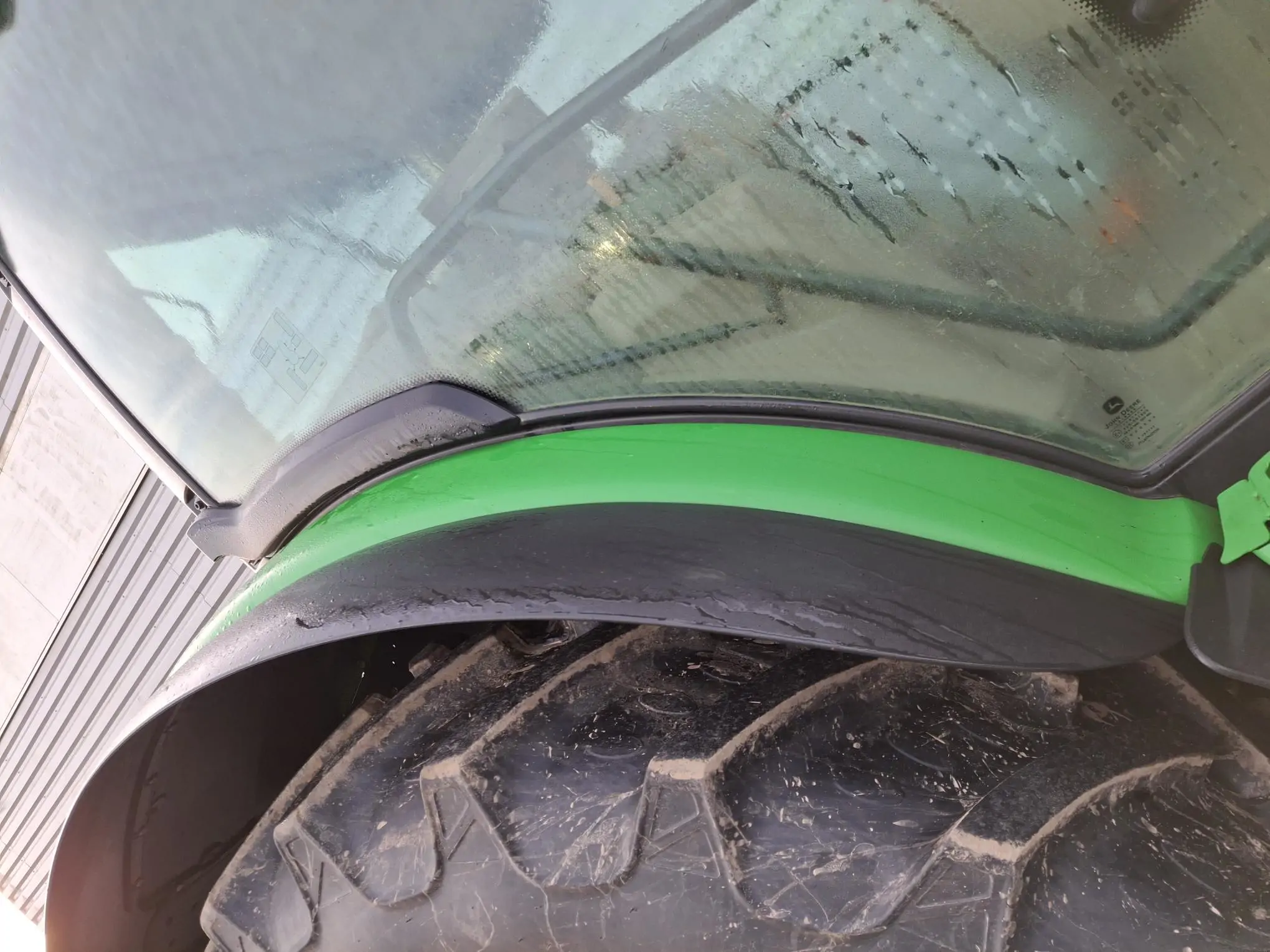 Image JOHN DEERE 6130R