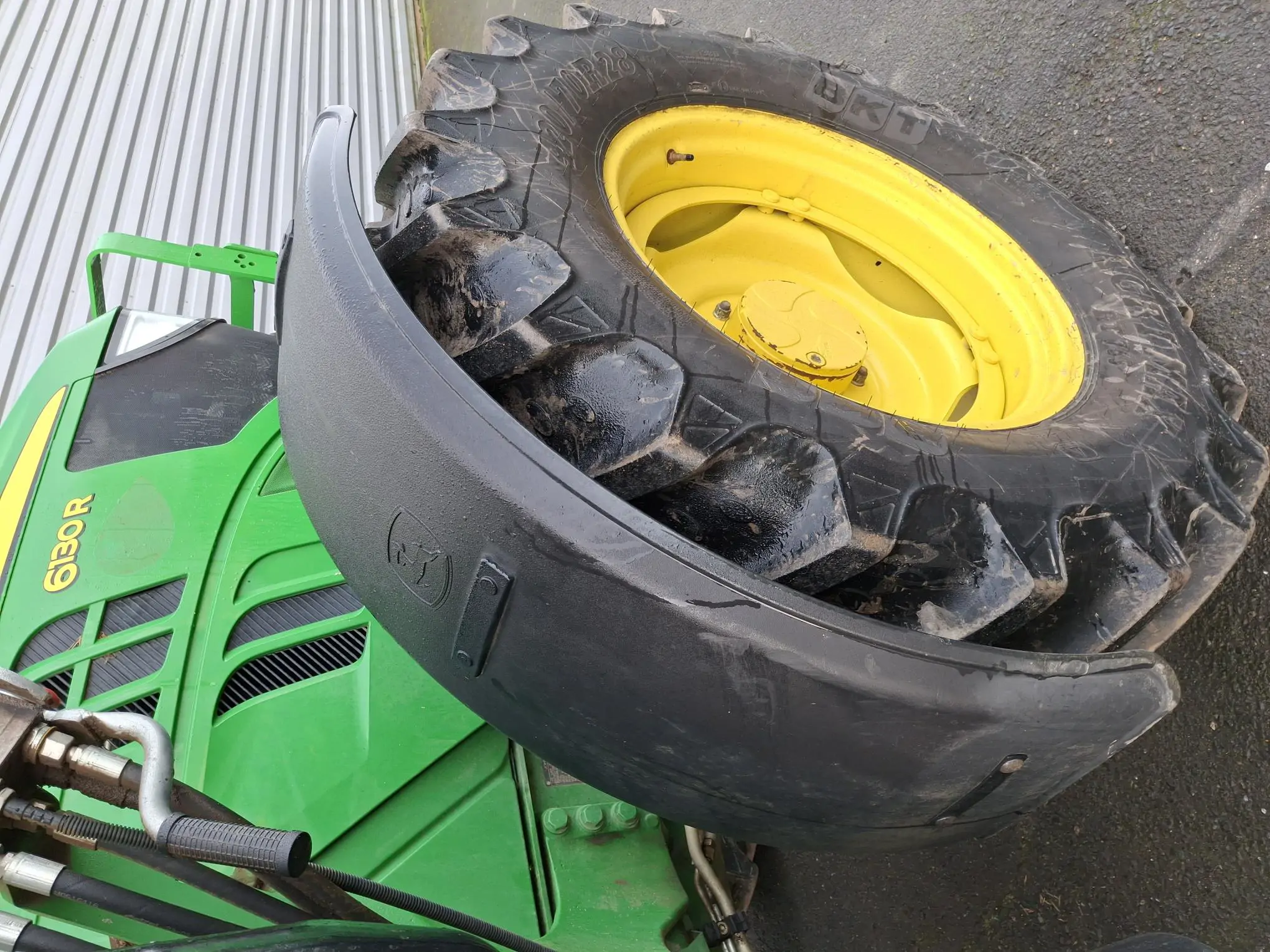 Image JOHN DEERE 6130R