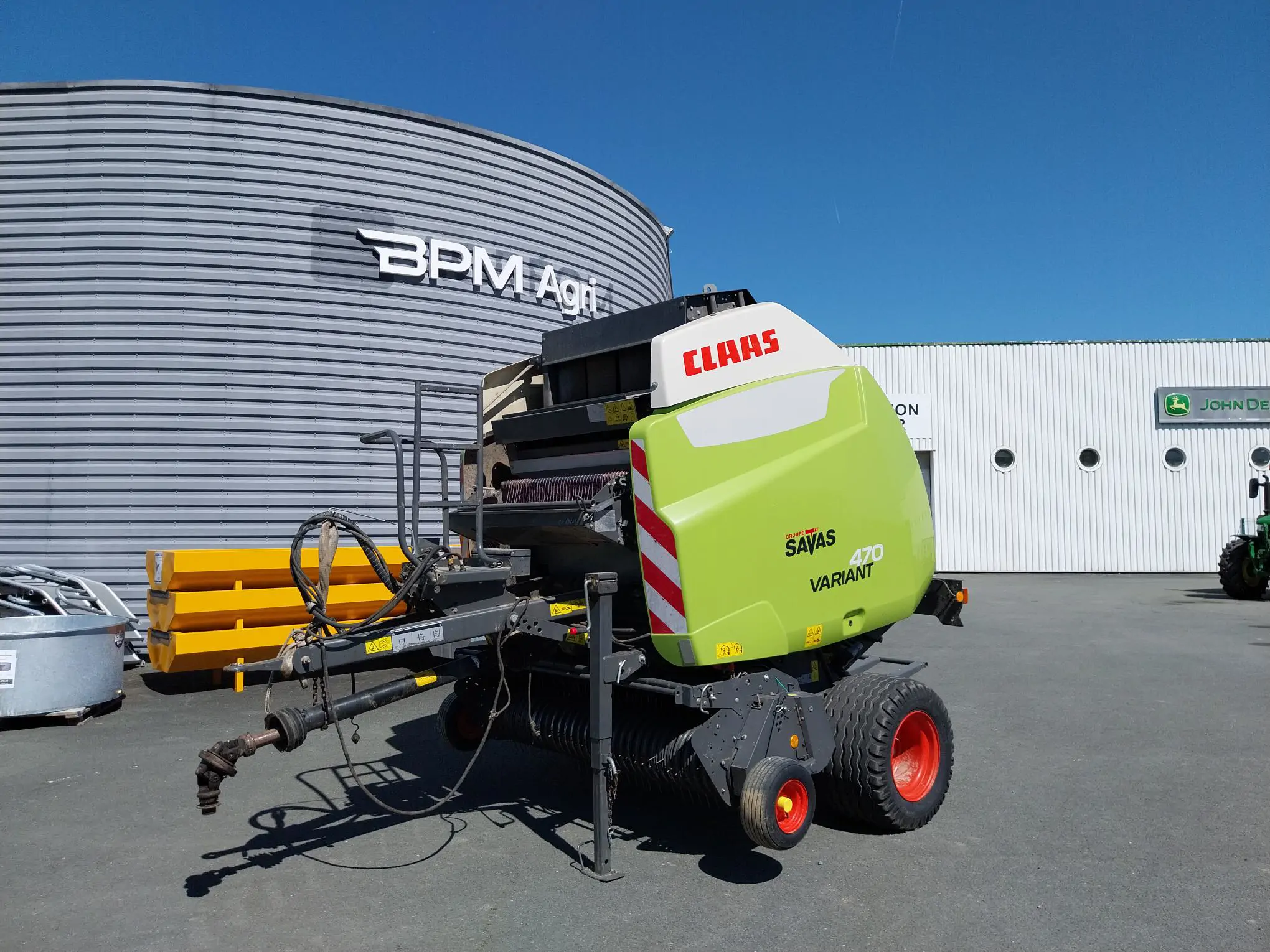 Photo CLAAS PRESSE BALLES RONDES VARIANT