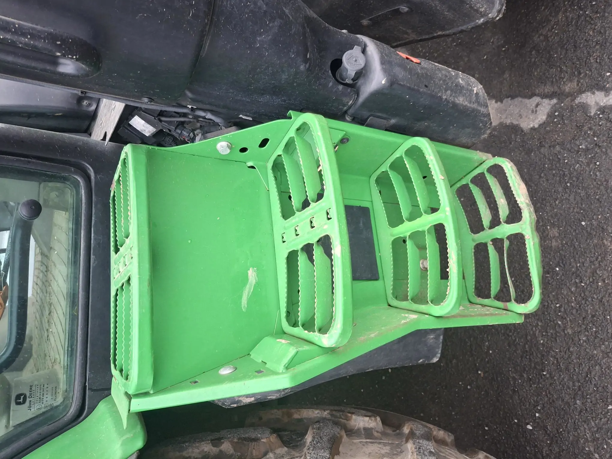 Image JOHN DEERE TRACTEUR JOHN DEERE 6110R