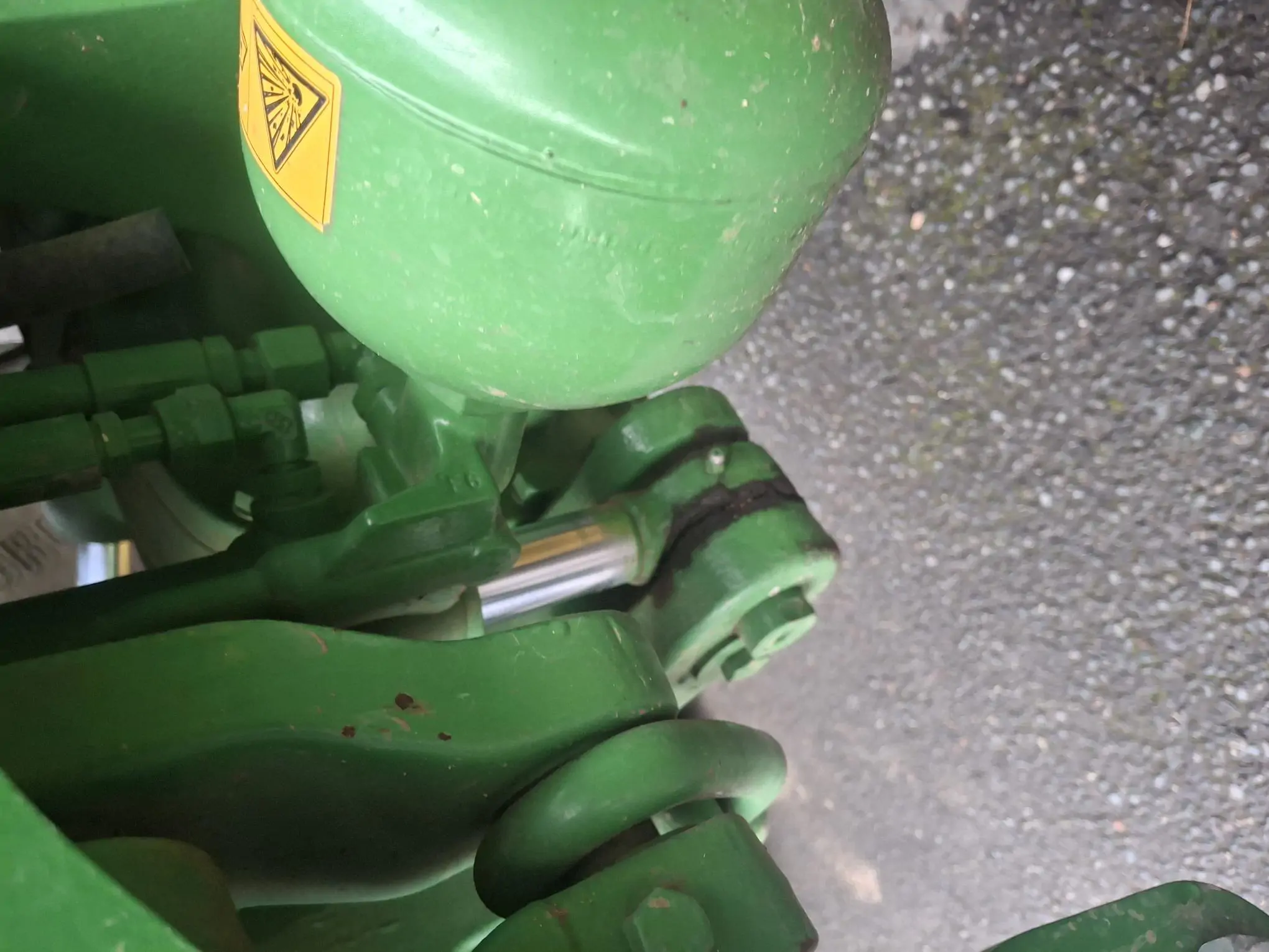 Image JOHN DEERE TRACTEUR JOHN DEERE 6110R