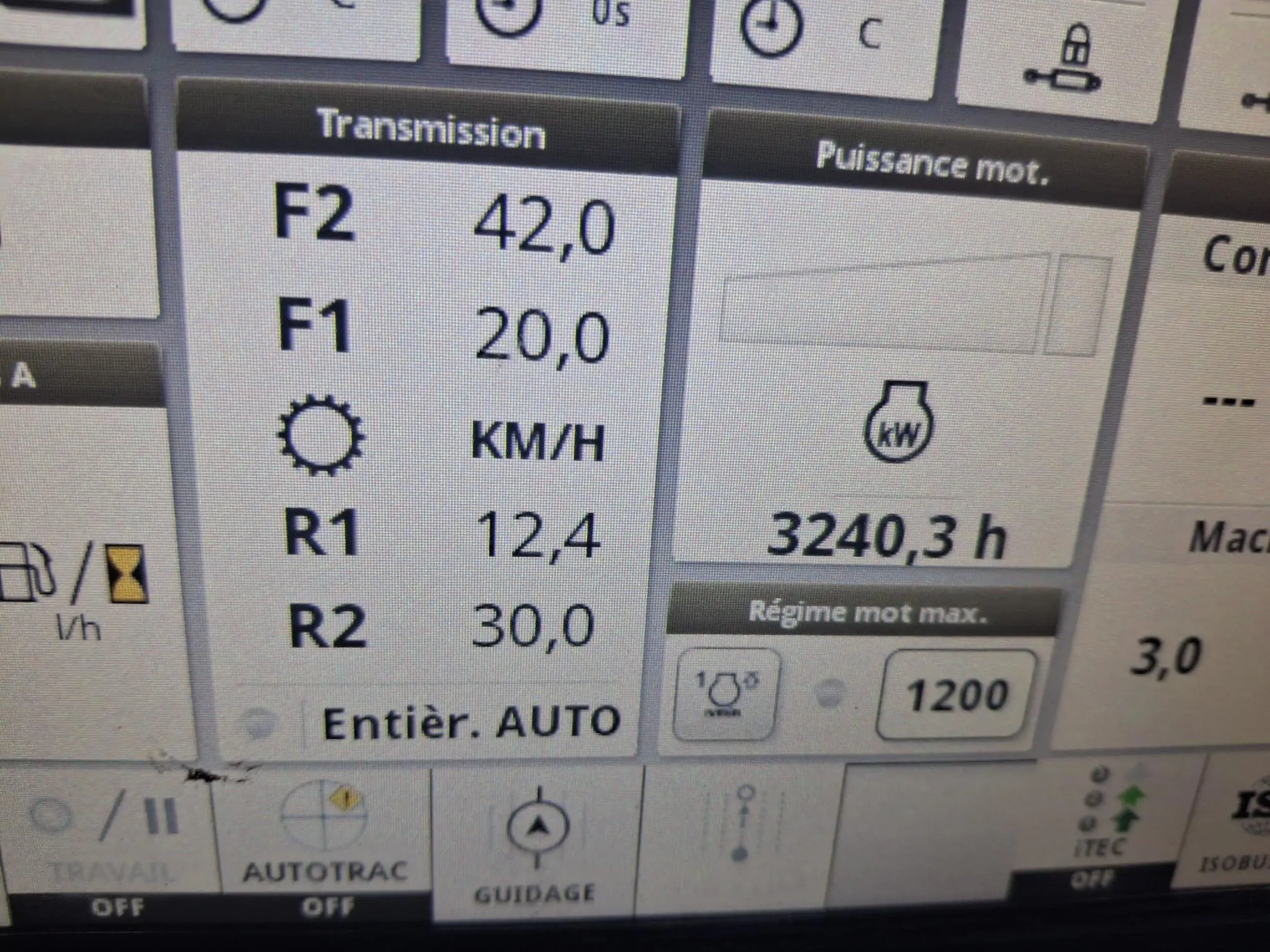 Image JOHN DEERE TRACTEUR JOHN DEERE 6110R