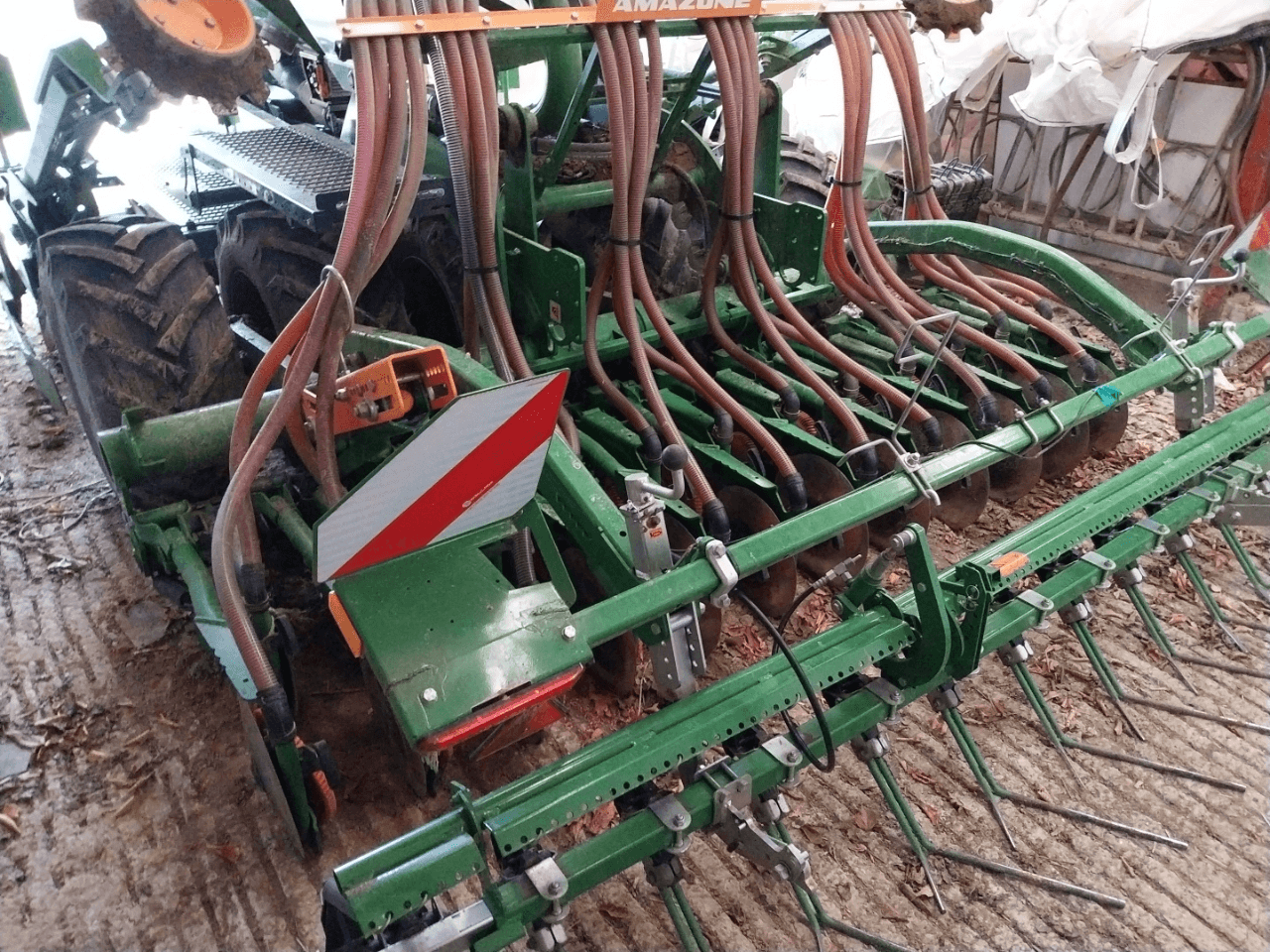 Image AMAZONE SEMOIR A CEREALES CIRRUS 3003