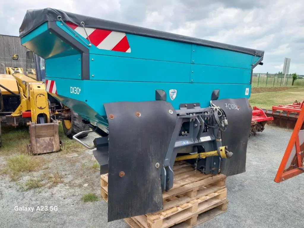 Photo SULKY DISTRIBUTEUR ENGRAIS DX30+ OCC