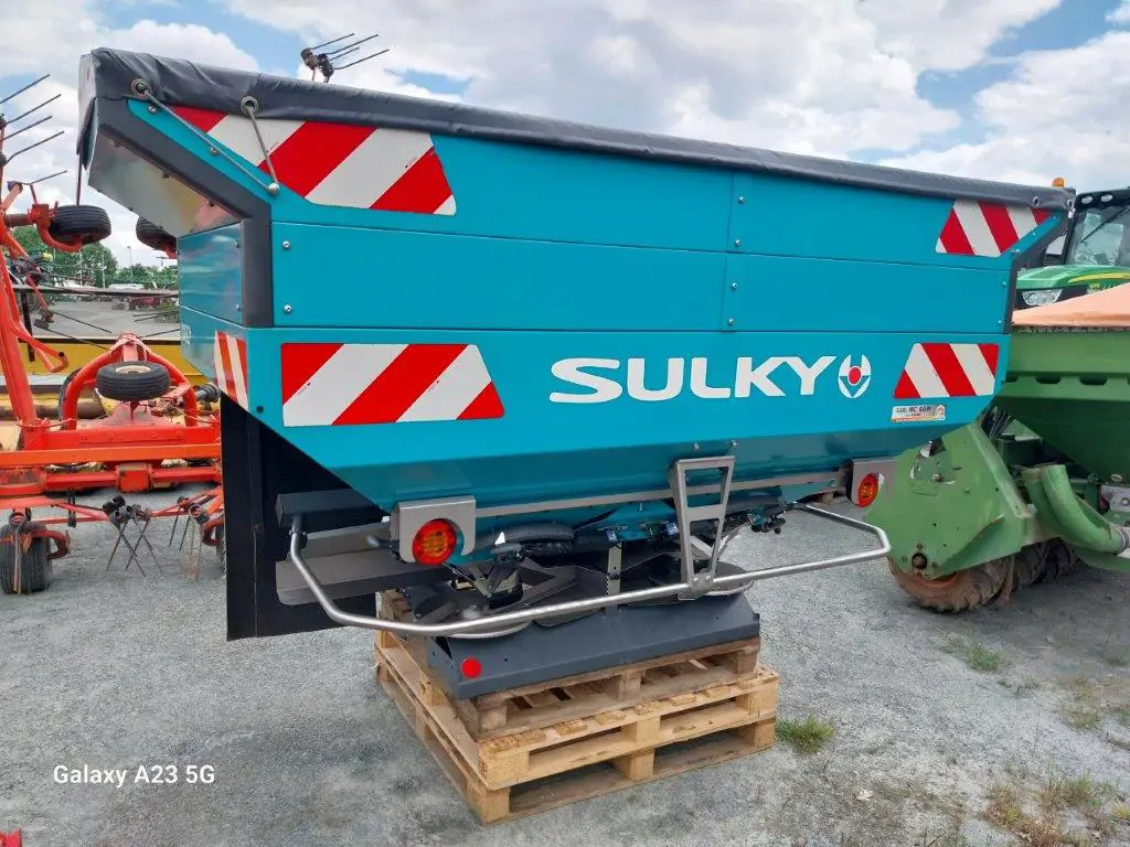 Image SULKY DISTRIBUTEUR ENGRAIS DX30+ OCC