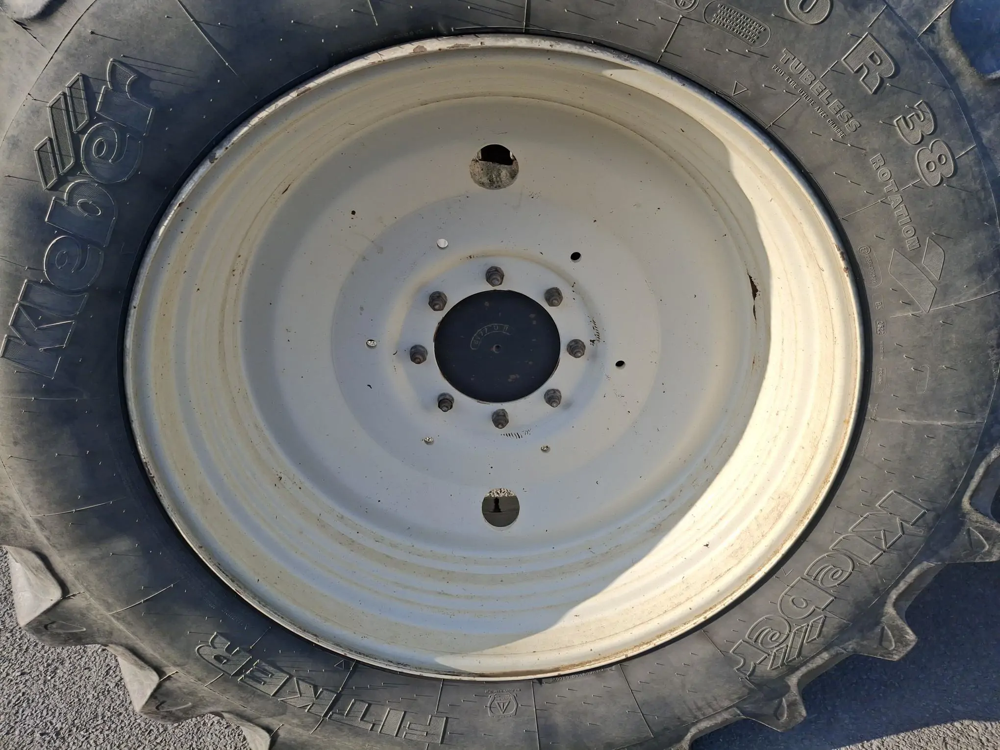 Image NEW HOLLAND TRACTEUR NH T6.145